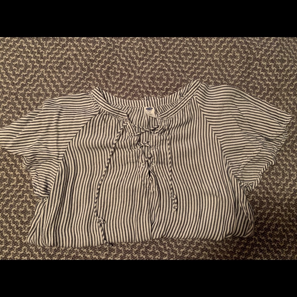 Women’s tie up shirt